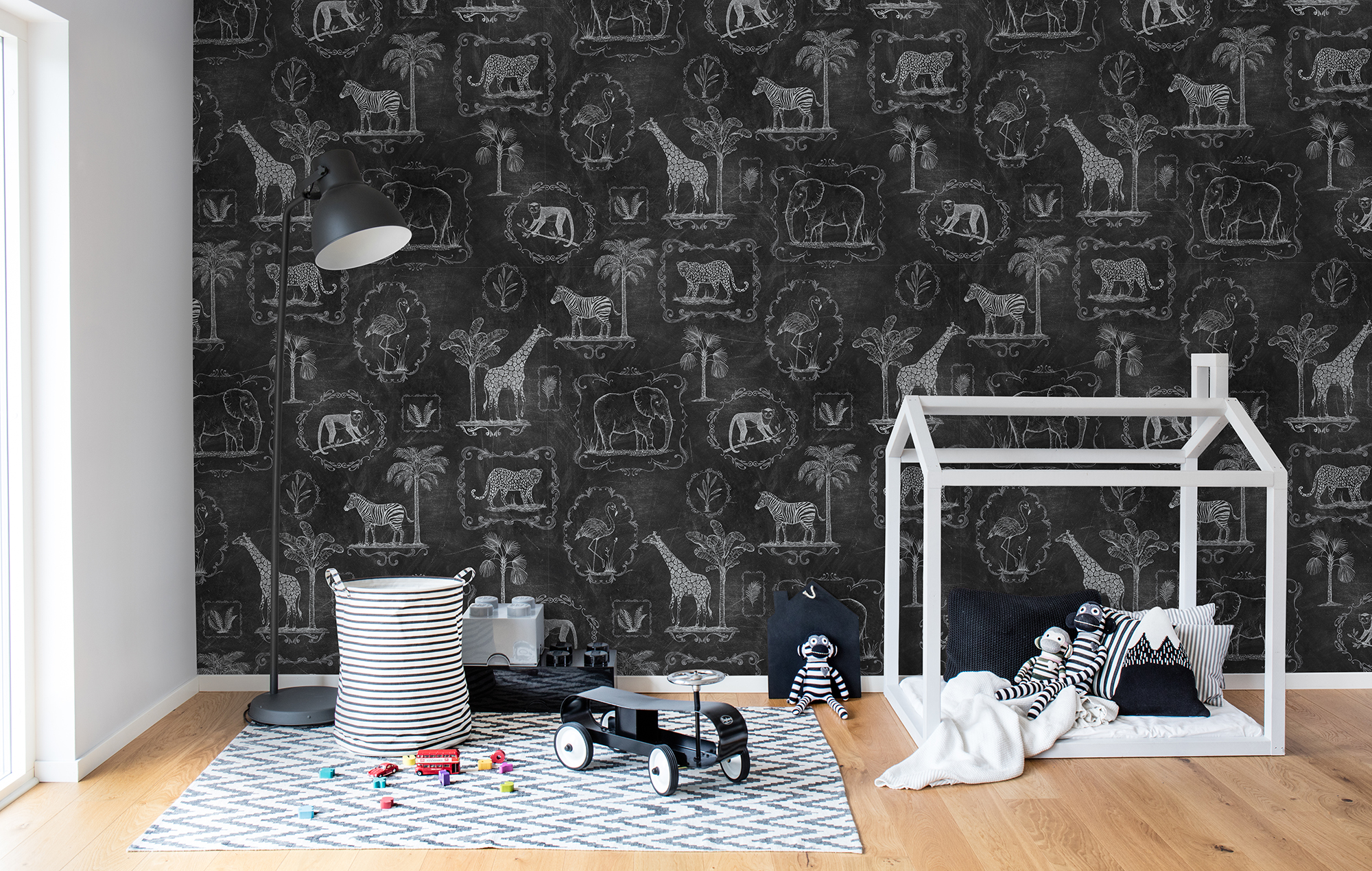 5270-fototape-animale-negru-personalizat-rebel-walls